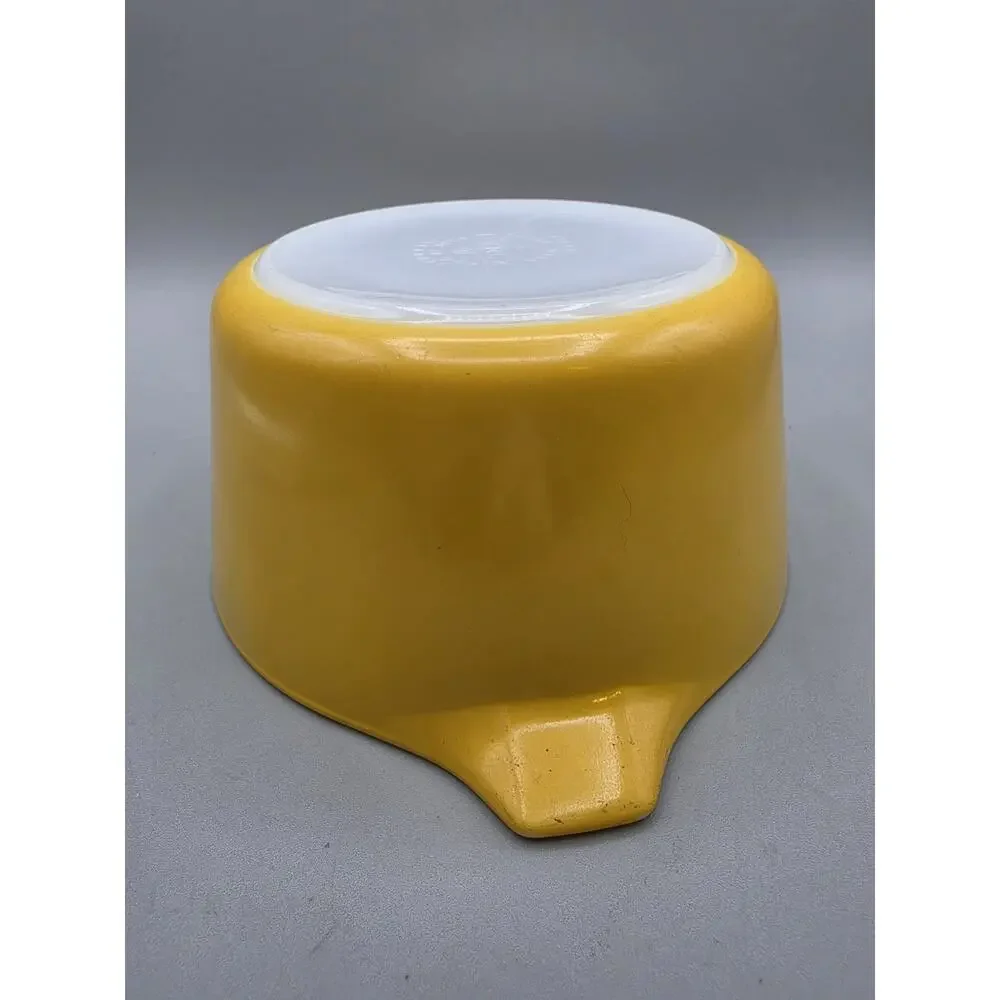 Vintage Pyrex Yellow Casserole Dish Ovenware #473 1 Qt NO LID